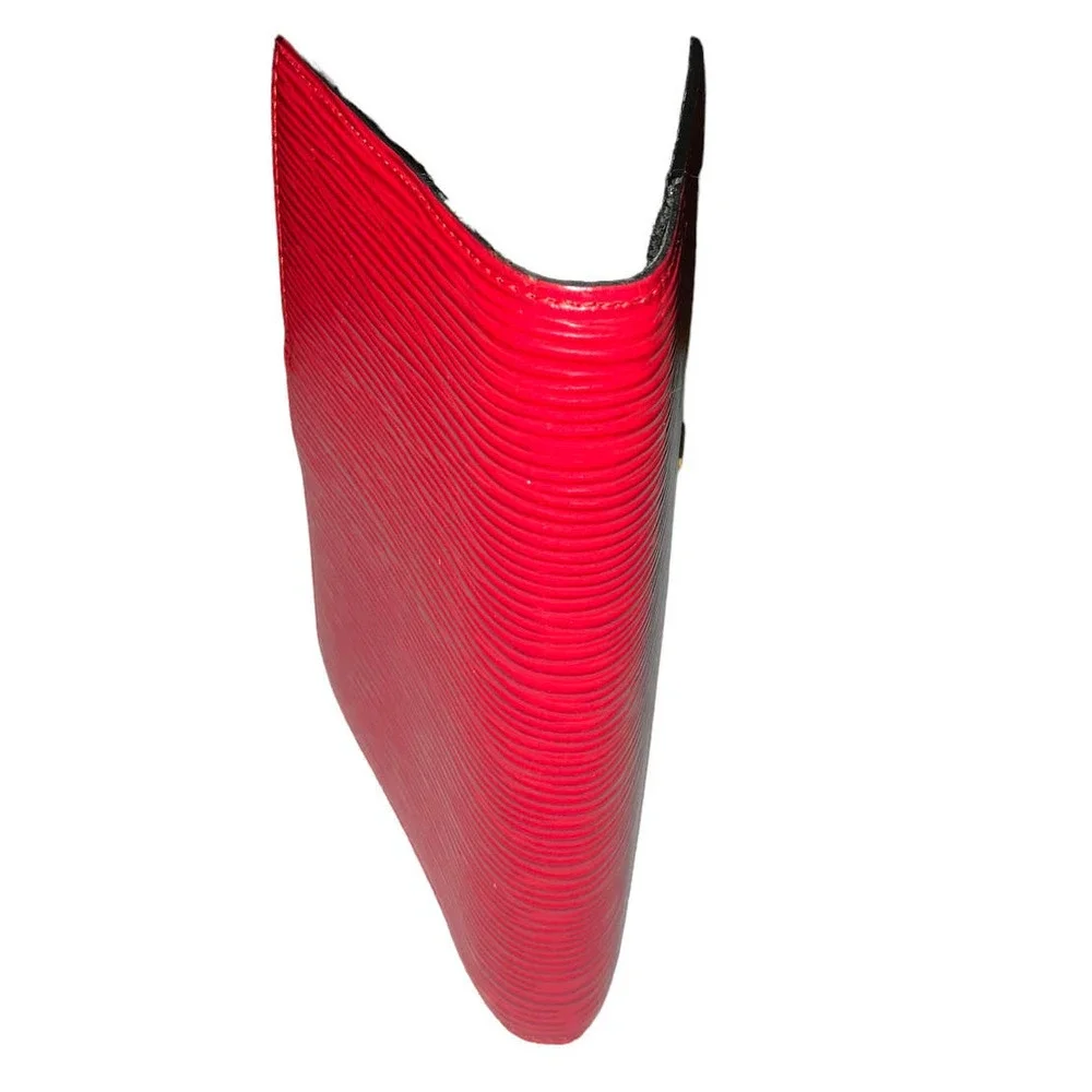Louis Vuitton Red Epi Small Ring Agenda Cover